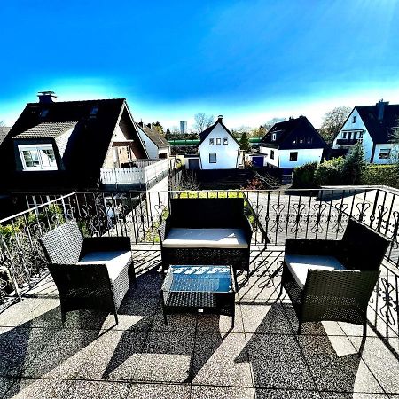 Praktisches Zimmer Im Grossen Haus Mit Garten Düsseldorf Dış mekan fotoğraf